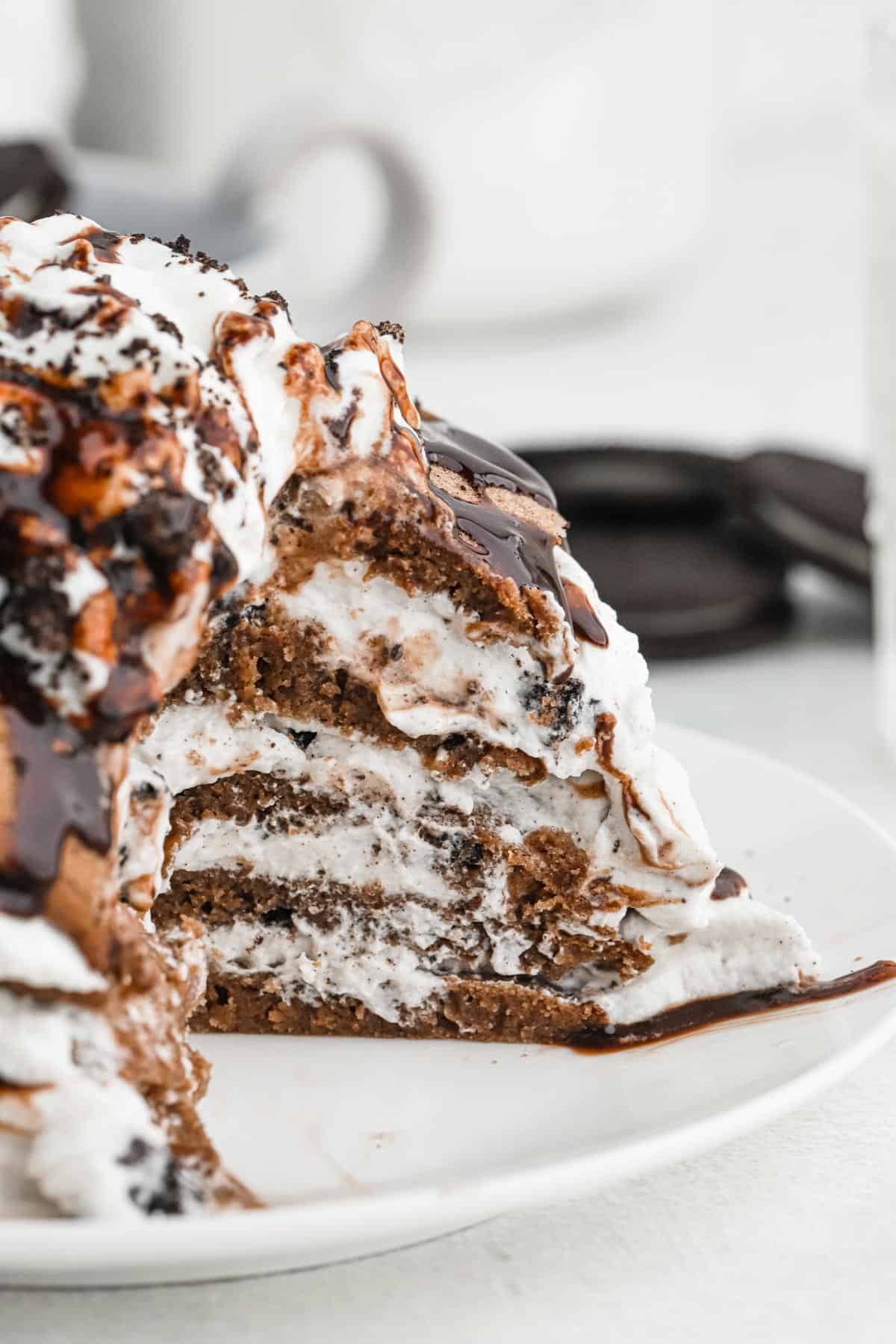 Decadent Oreo Pancakes (Cookies and Cream Pancakes) - Grandbaby Cakes