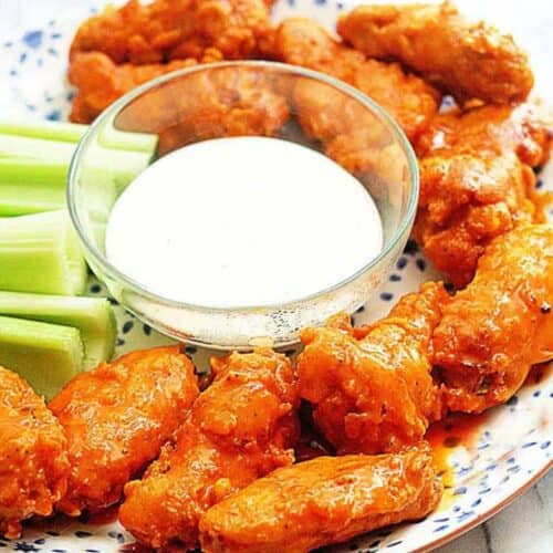 The BEST Buffalo Wings (BETTER Than Hooters Wings) - Grandbaby Cakes