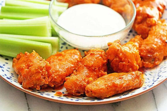 The BEST Buffalo Wings (BETTER Than Hooters Wings) Crispy Buffalo Wings 3 570x380 - The BEST Buffalo Wings (BETTER Than Hooters Wings)