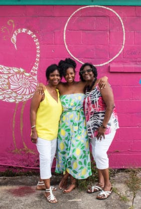 Jocelyn with her mom and aunt