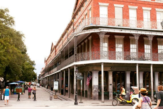 A photo of a building on the French Quarter in New Orleans