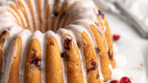 https://grandbaby-cakes.com/wp-content/uploads/2017/12/Pyrex-Cranberry-Orange-Pound-Cake-9-480x270.jpg