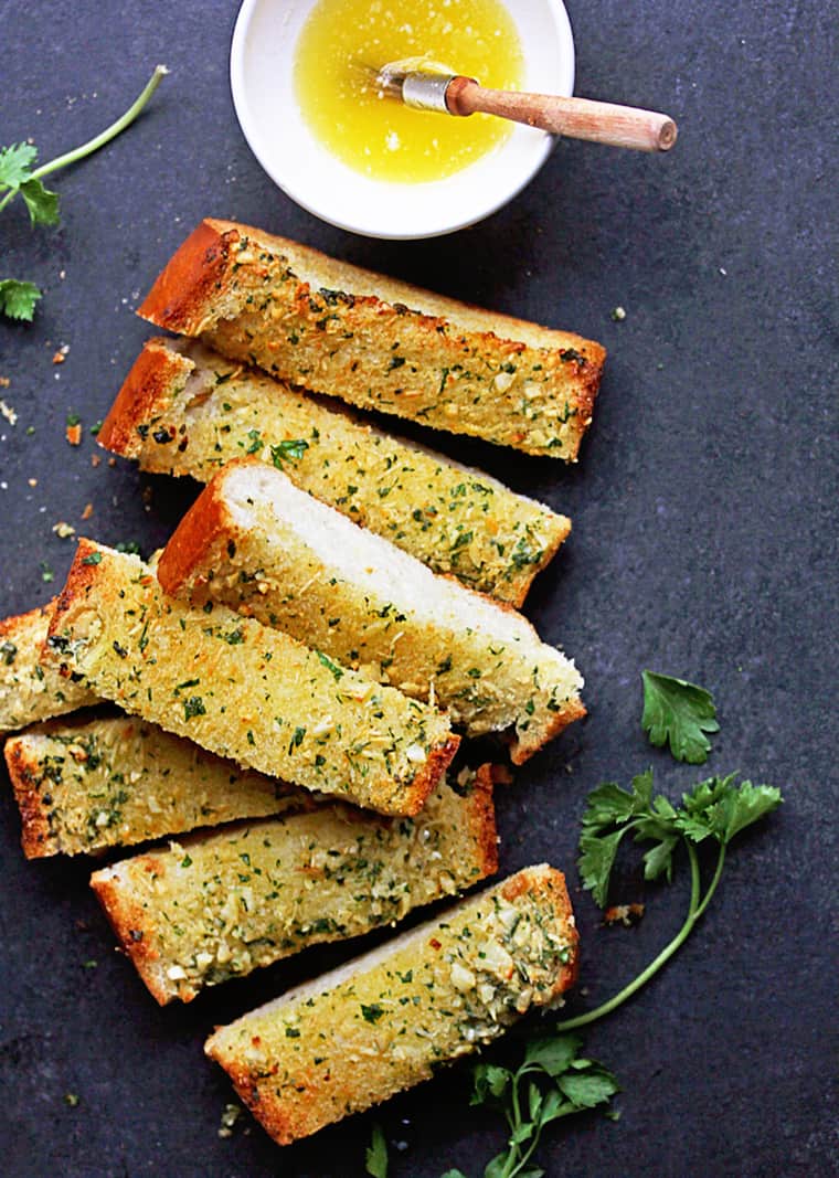 Garlic baguette in slices ready to enjoy