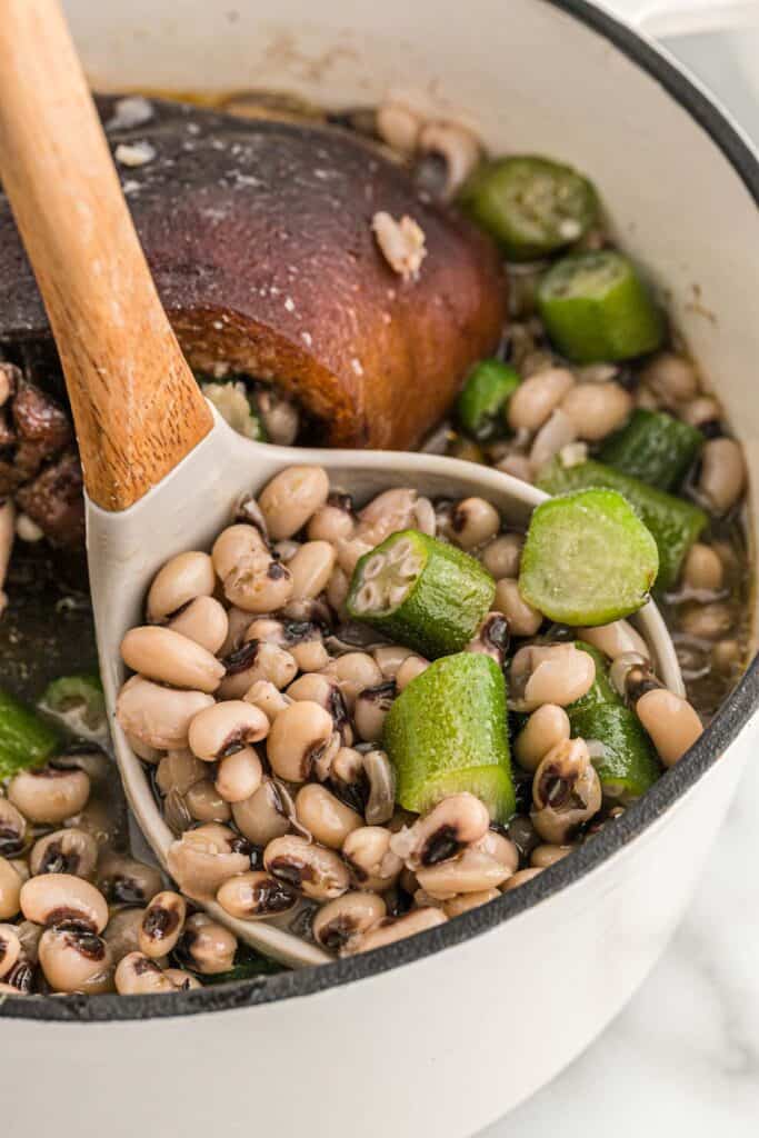 Authentic Southern Black Eyed Peas Recipe (from Mississippi