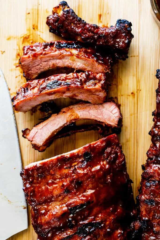 Discover the best BBQ recipes for your next cookout, from grilled chicken and salmon on the grill to mouth-watering BBQ ribs and homemade BBQ sauce.