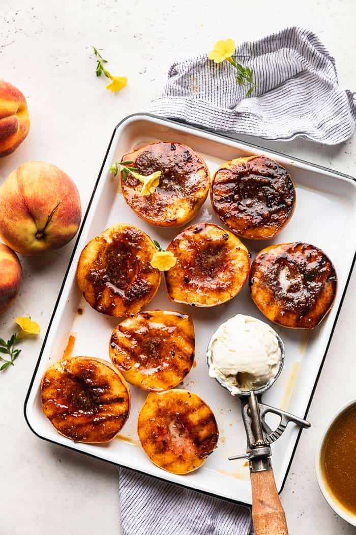 cinnamon sugar baked peaches (roasted peaches) - Blue Bowl