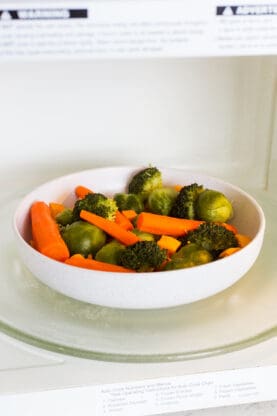 5 Ways to Steam Vegetables Without a Steamer Basket