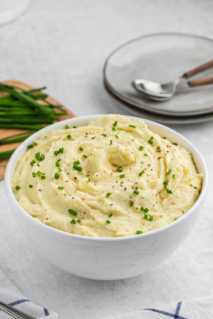 Buttery, Creamy And Rich Sour Cream Mashed Potatoes - Grandbaby Cakes