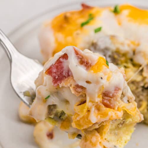 Biscuits and Gravy Casserole With Bacon & Sausage! - Grandbaby Cakes