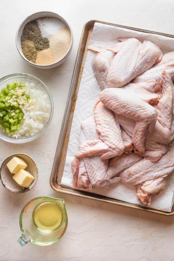 Ingredients for smothered turkey wings