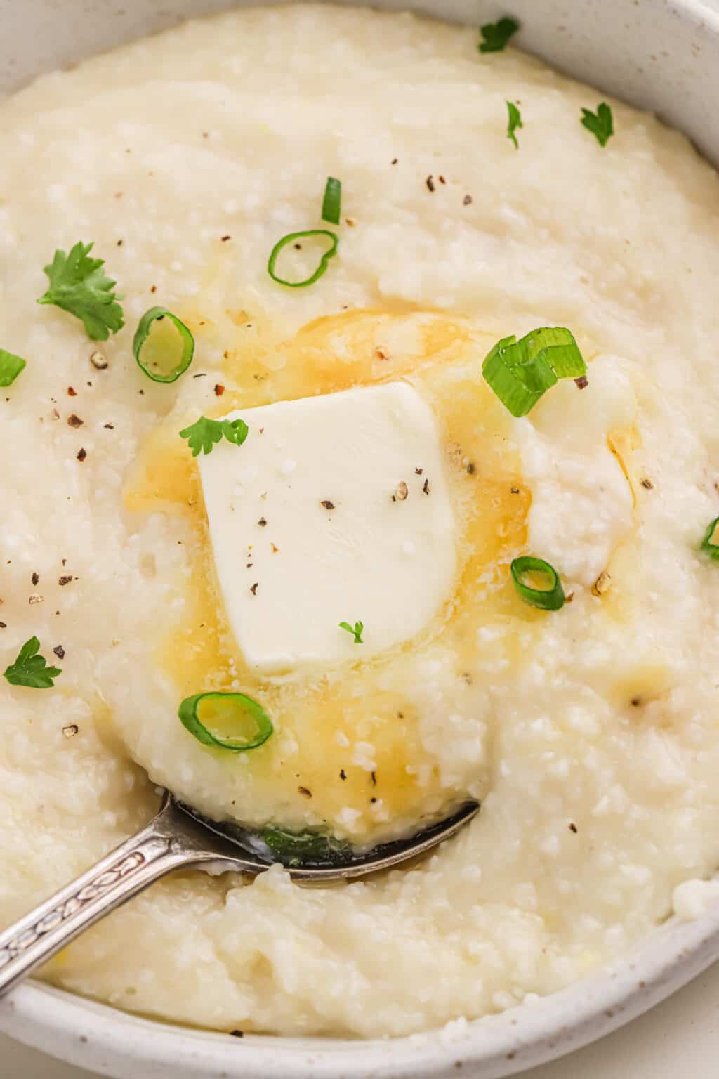 Cheese Grits {Quick Grits Recipe!} Grandbaby Cakes