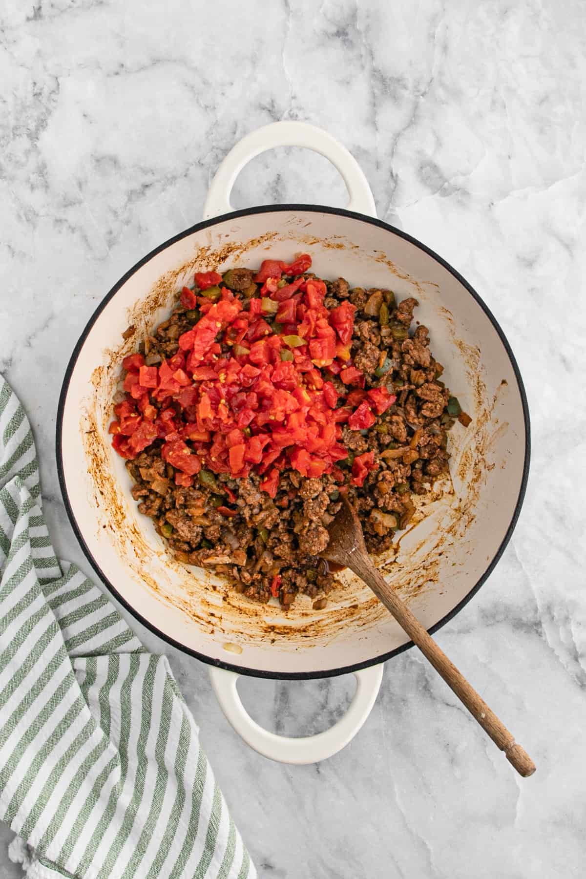 Red pepper added to the browned beef.