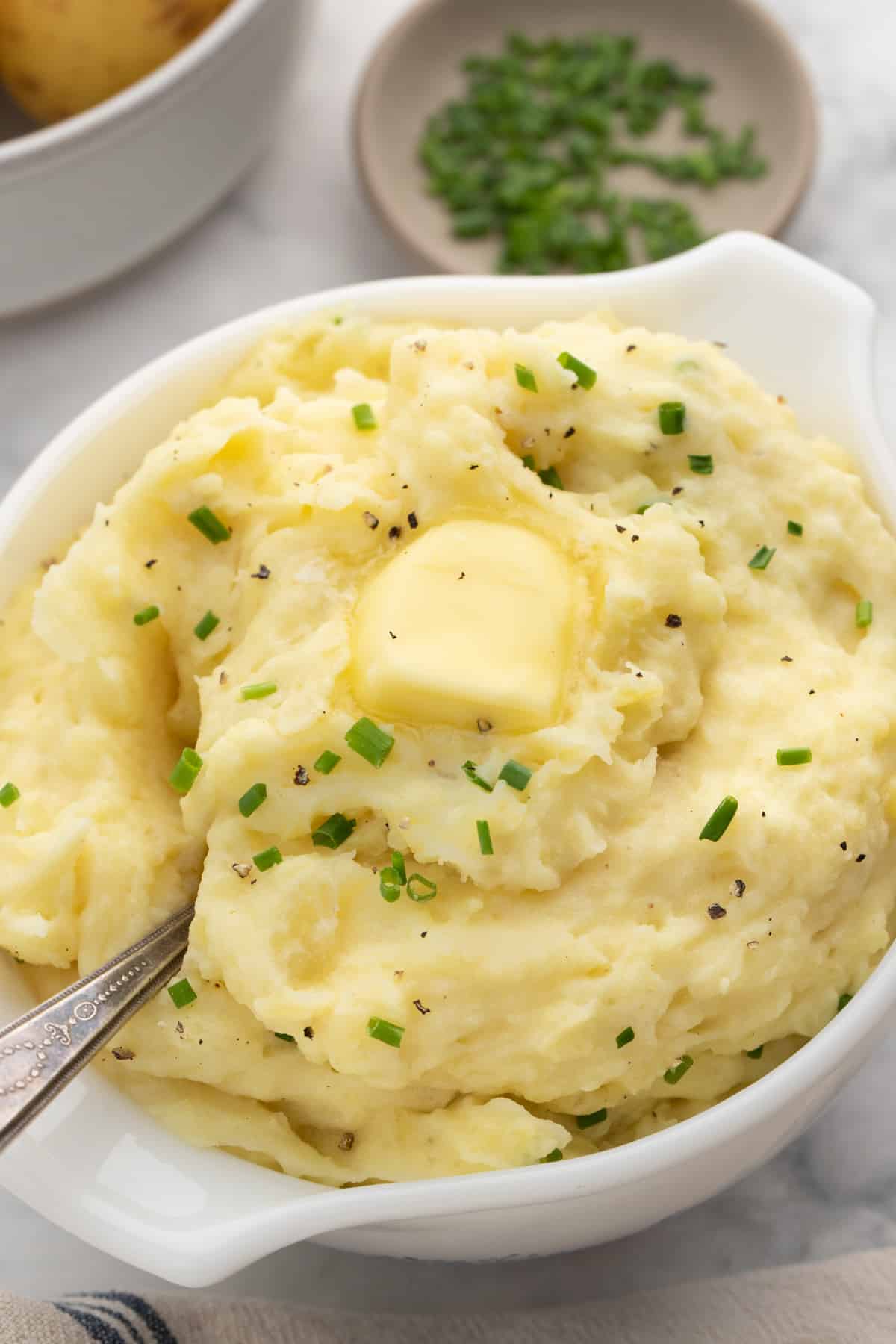 Slow Cooker Mashed Potatoes - Grandbaby Cakes